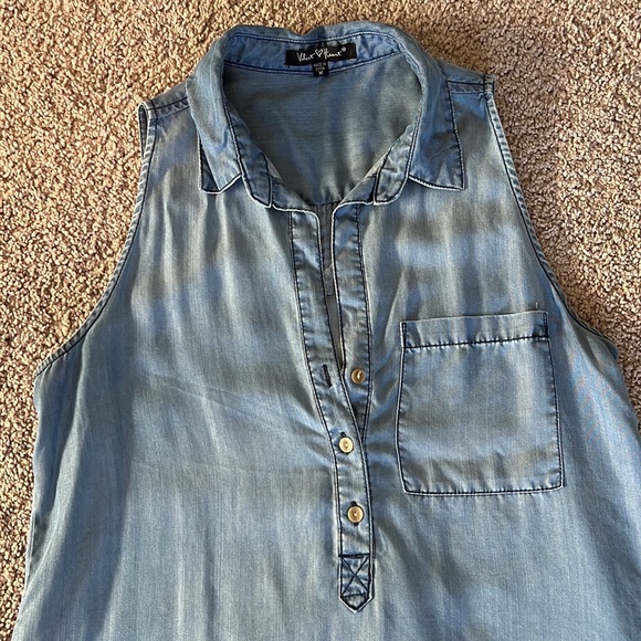 Velvet Heart Blue Chambray Denim Top - Picture 3 of 7